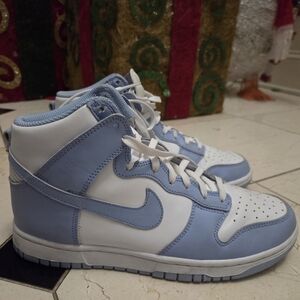 Nike High-Top Sneakers 9W/7.5M in Light Blue and White. Carolina Blue